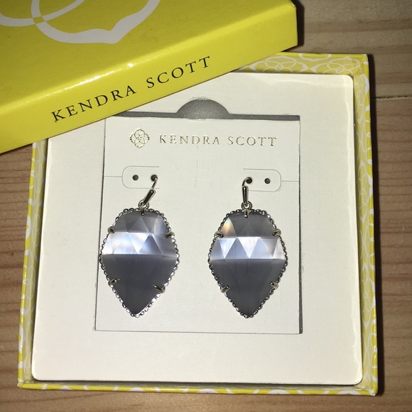 Kendra Scott Jewelry - 🆕🔥Kendra Scott Corley Earrings Cats Eye Slate